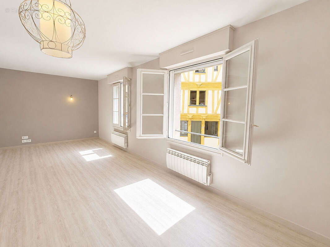 Appartement à LAVAL