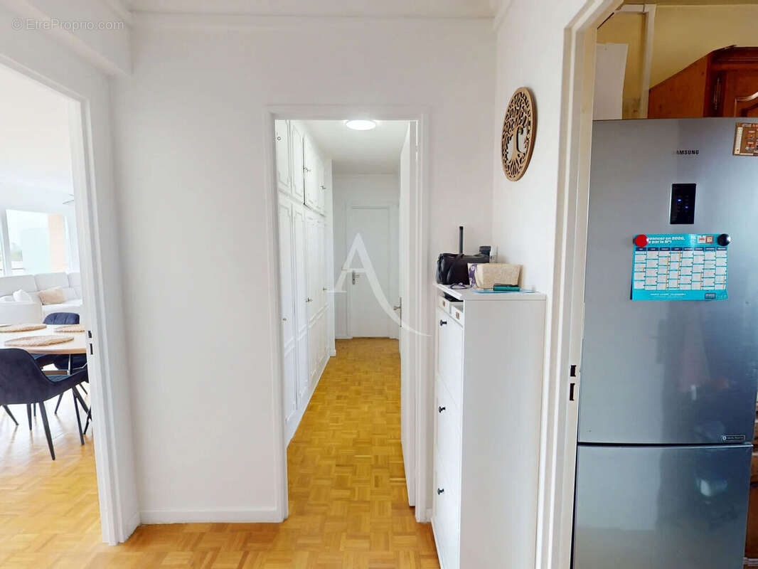 Bondy, Appartement, T4, avec parking et cave - photo 3