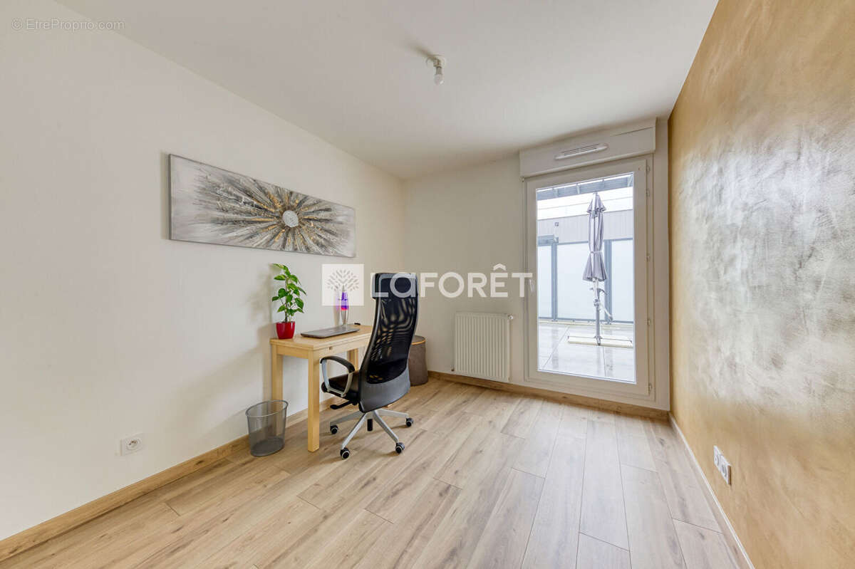 Appartement à PONTAULT-COMBAULT