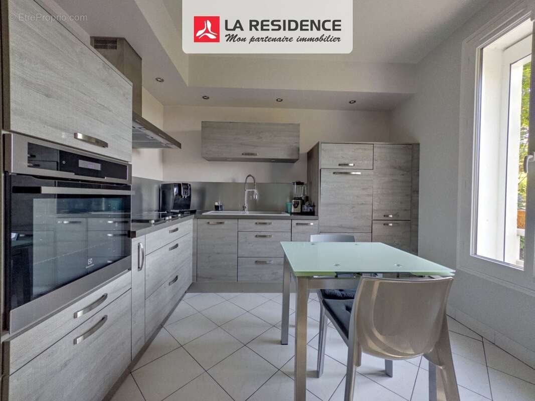 Maison 113 m² à Maule  - photo 9