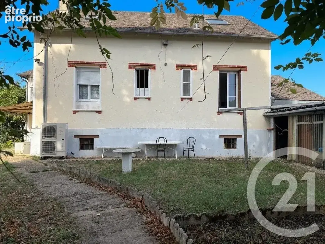 Maison 5 pièces 106 m² à vendre à La Charite-Sur-Loire (58400) - photo 15
