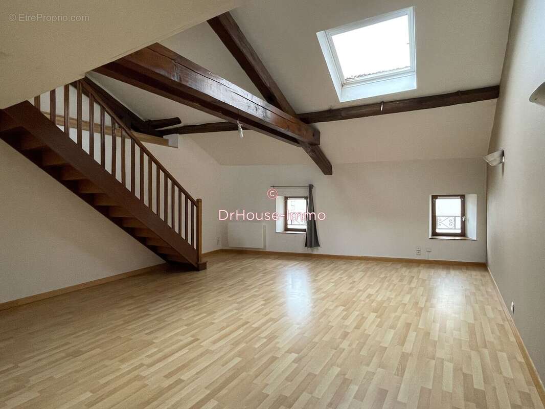 Appartement à DARNEY