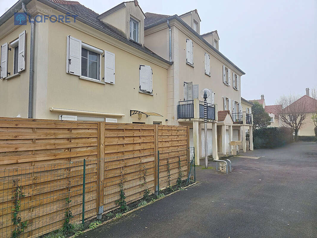 Appartement à BUSSY-SAINT-GEORGES