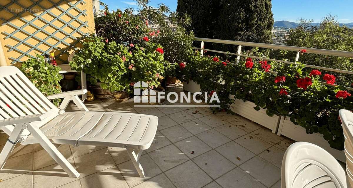 Appartement à HYERES