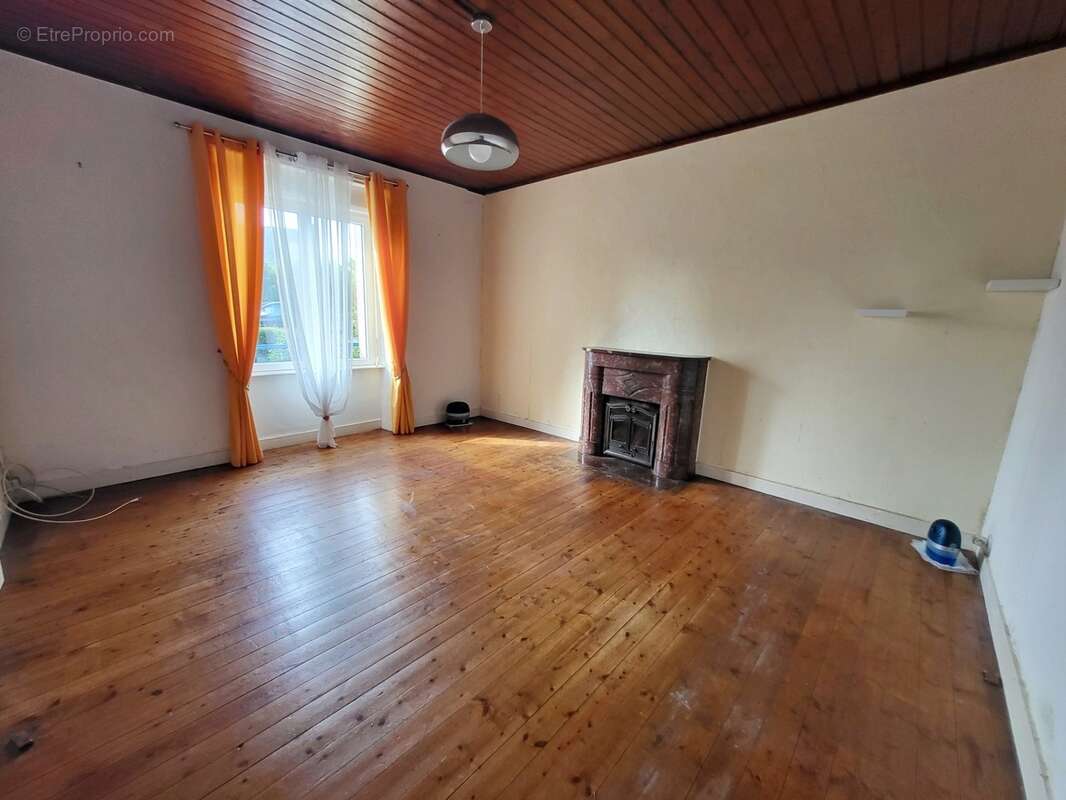 Maison traditionnelle à vendre 6 pièces LANVEOC (29) - photo 11