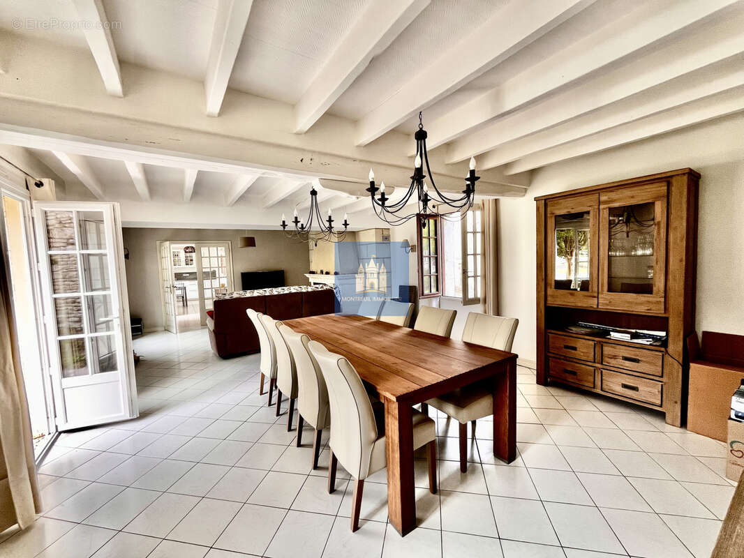 Maison à ANTOIGNE