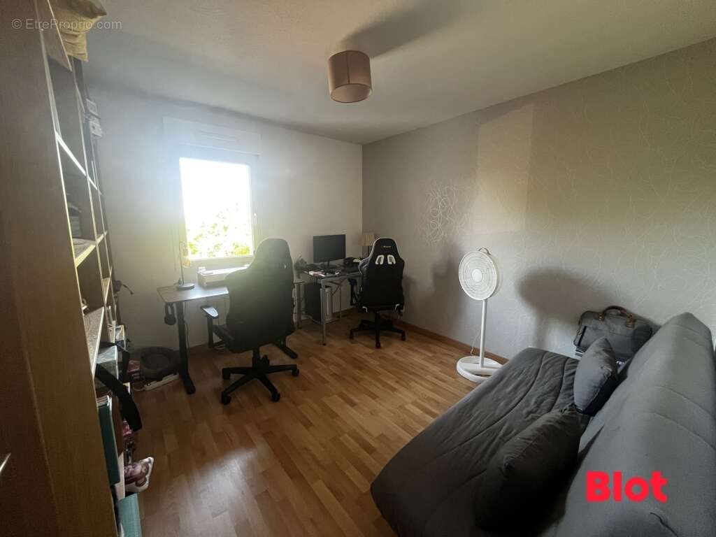 Appartement 66 m² à Orgeres  - photo 5