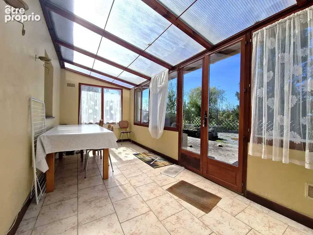 Maison avec double garage et 1001m2 de terrain - photo 11