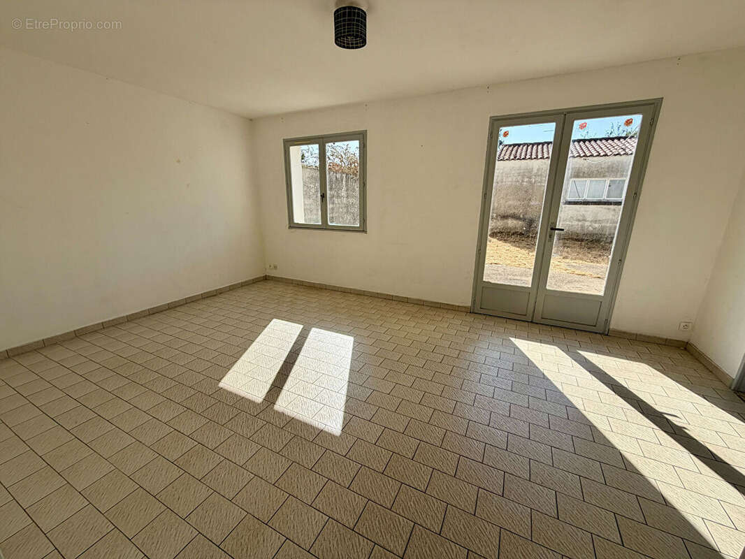Maison 107 m² à Challans  - photo 3