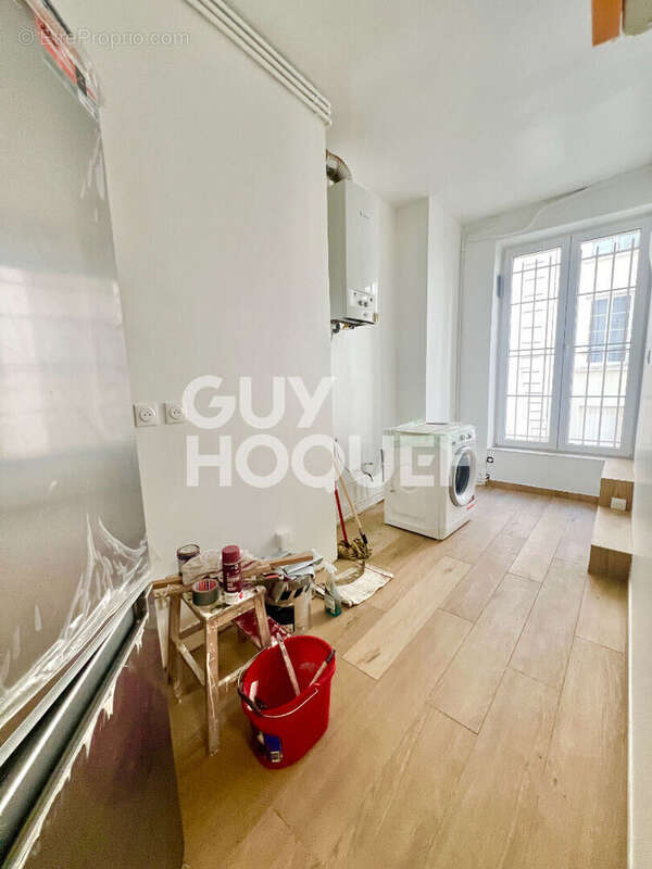 Appartement à PARIS-10E