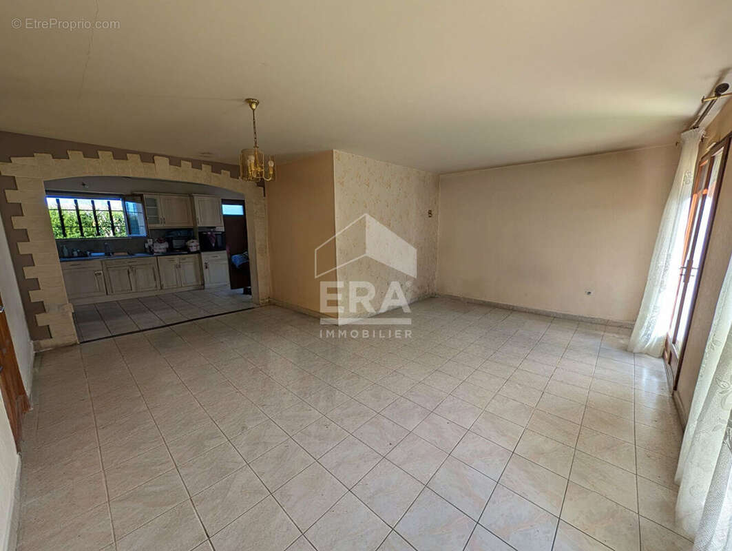 Maison à MONTPON-MENESTEROL