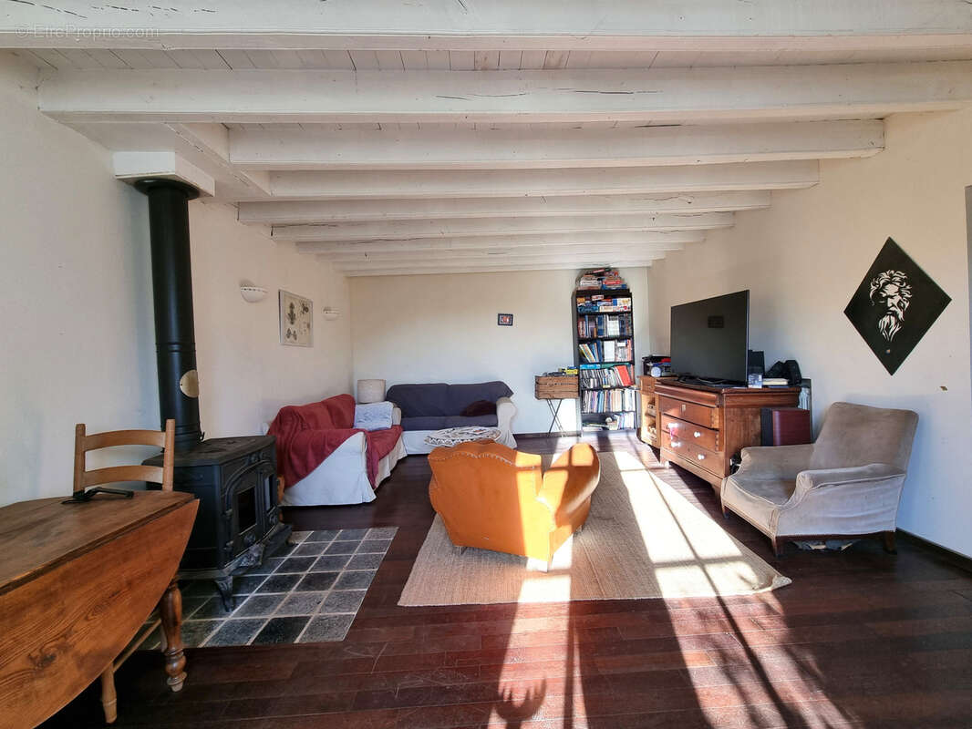 Maison à LES FORGES