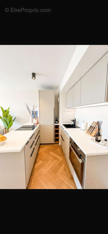 Appartement à COURBEVOIE