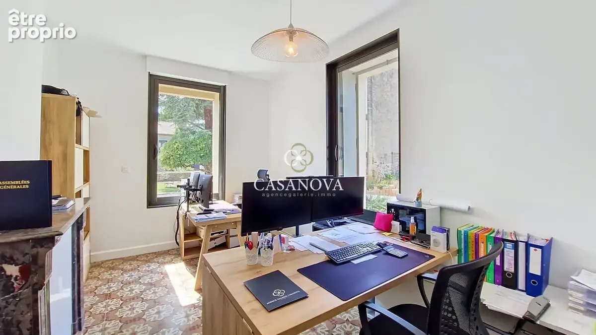 Propriété de caractère entre Pézenas et Béziers  Un lieu aux multiples possibilités: maison de famille ou lieu de réception - photo 14