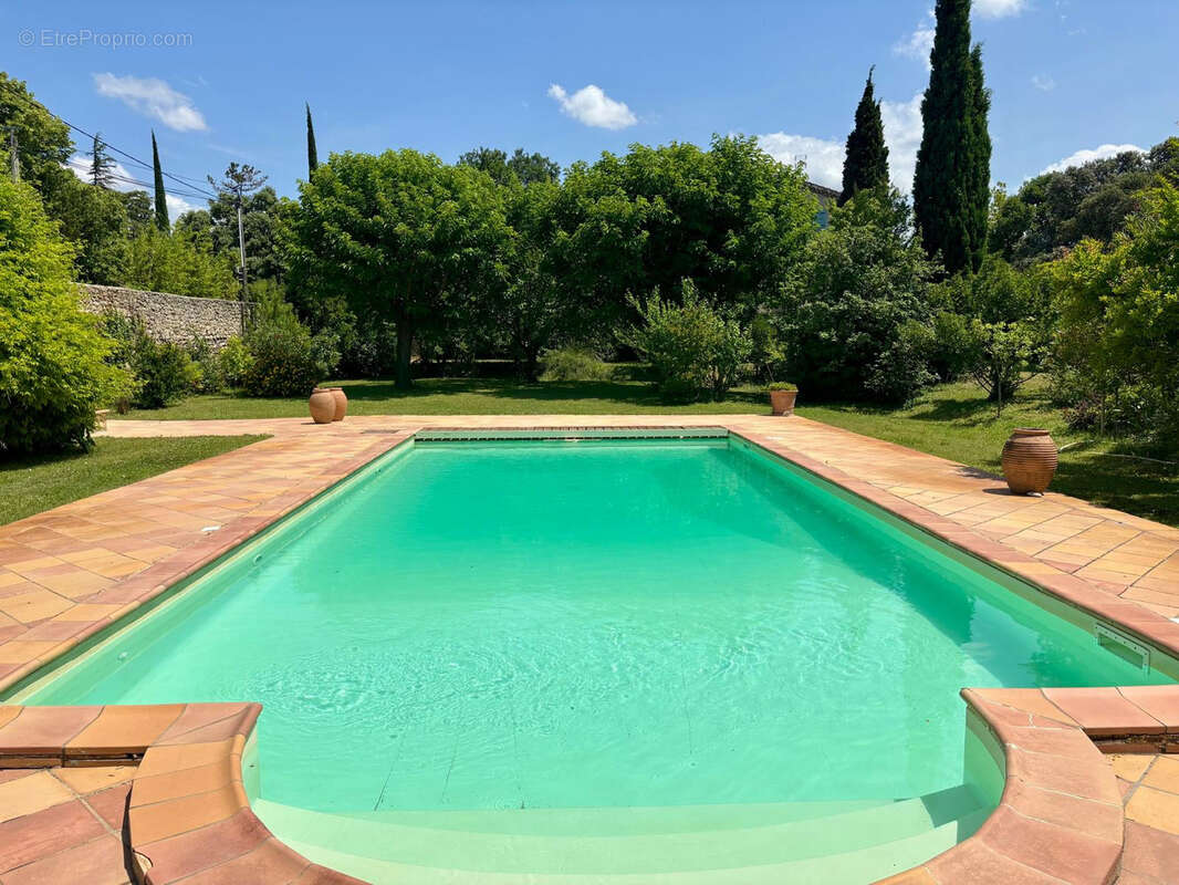 Maison à GRIGNAN