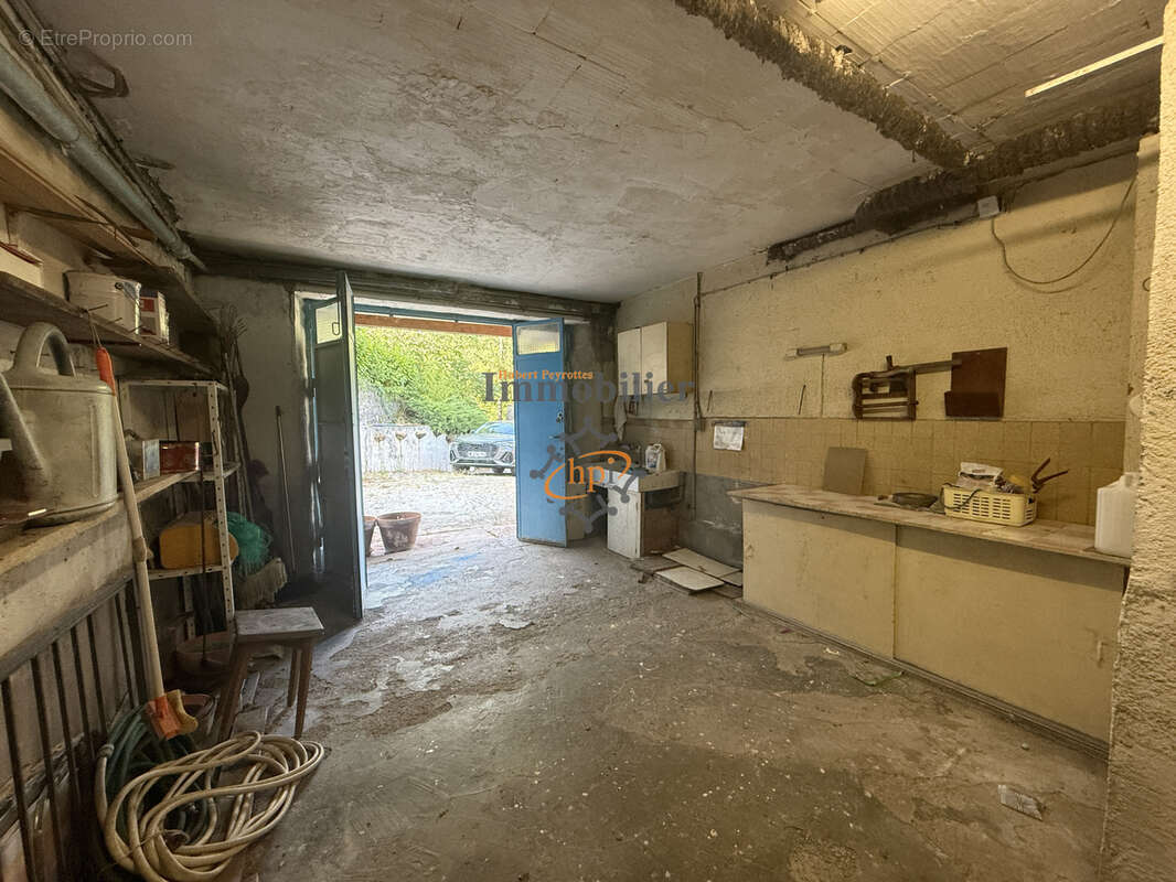 Vente maison avec terrains et dépendances, Saint-Affrique - photo 11