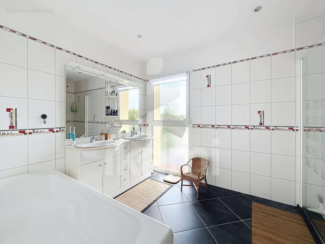 Maison à SAINT-GERVAIS