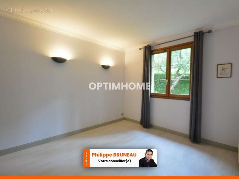 Maison à SYLVAINS-LES-MOULINS