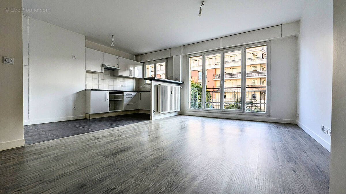 Appartement à SAINT-DENIS
