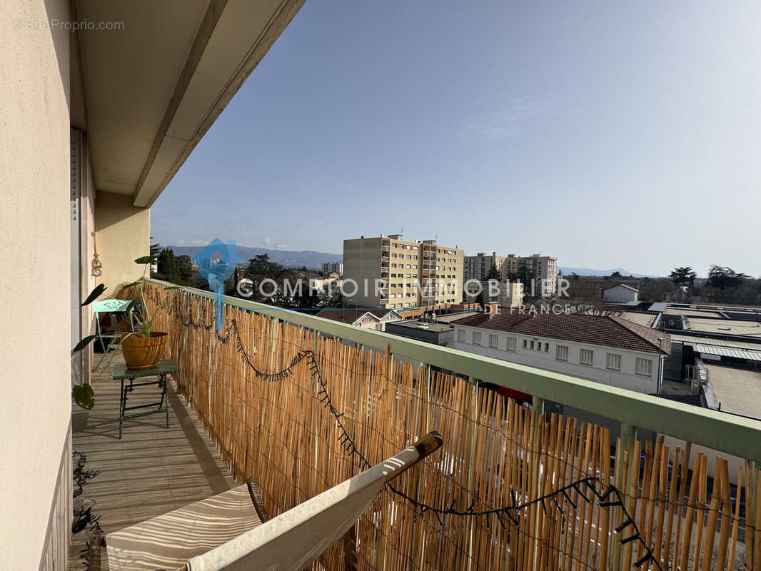 Appartement à ROMANS-SUR-ISERE