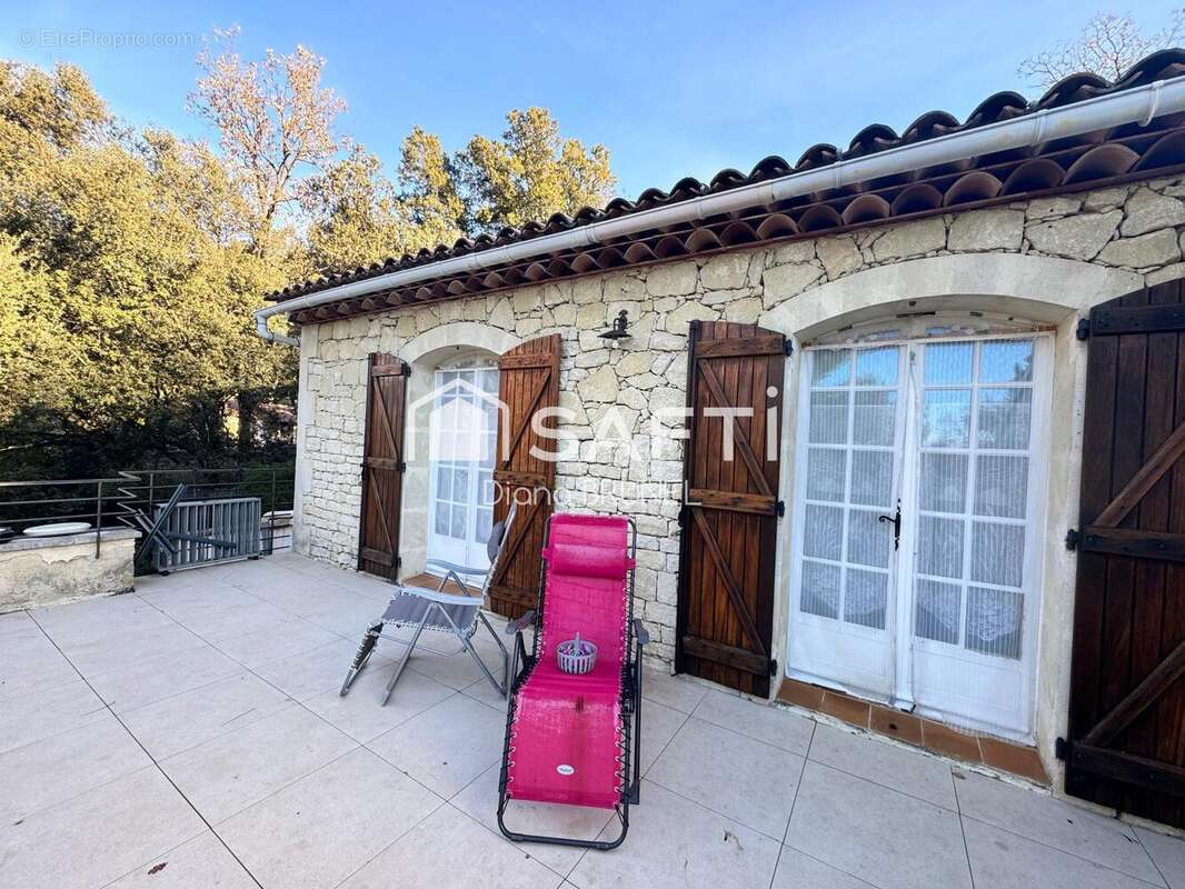 Photo 6 - Maison à LA TOUR-D'AIGUES