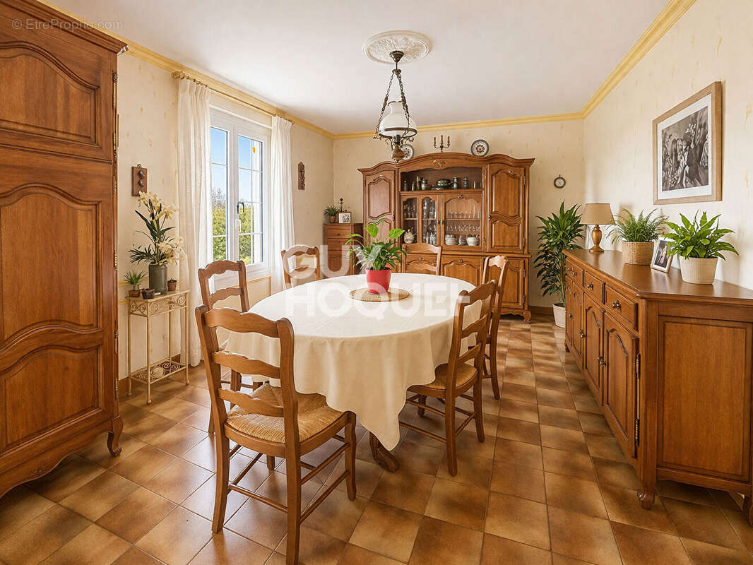Maison à DUCEY