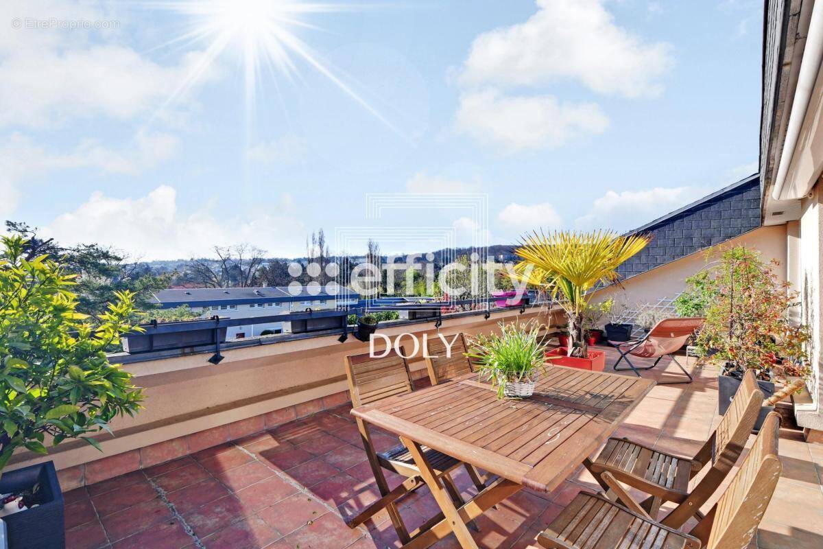 Appartement à RUEIL-MALMAISON