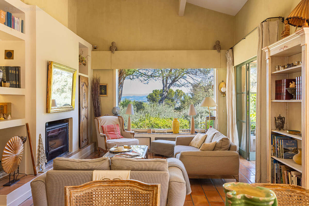 Maison à JONQUERETTES