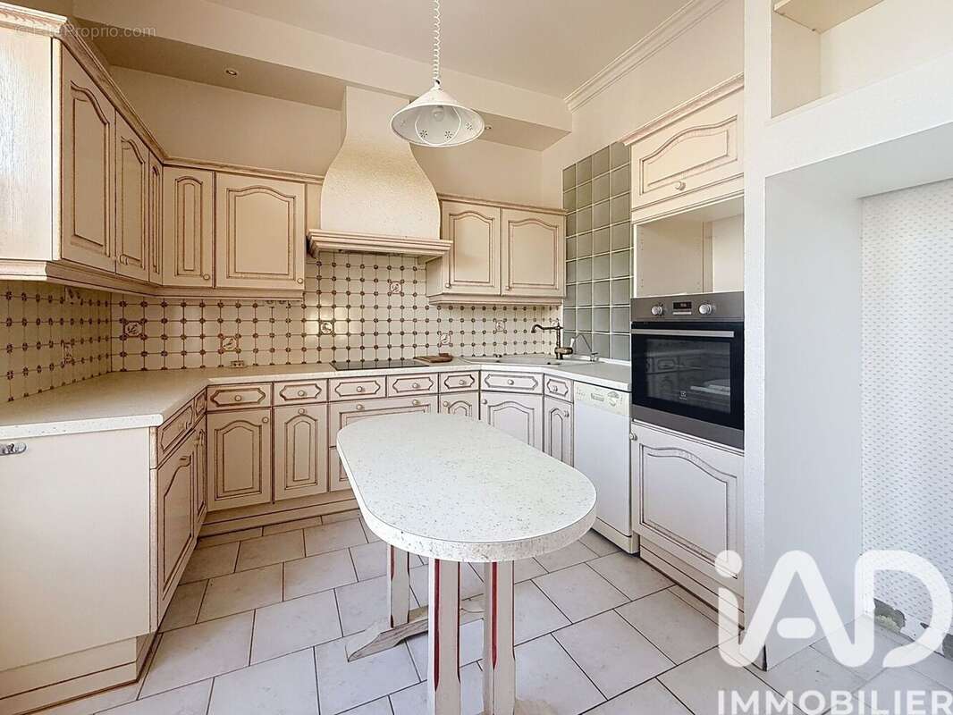 Maison 91 m² à Courlon-Sur-Yonne  - photo 4