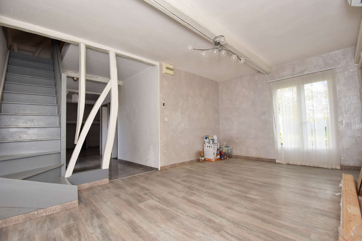 Maison à BETTENCOURT-SAINT-OUEN