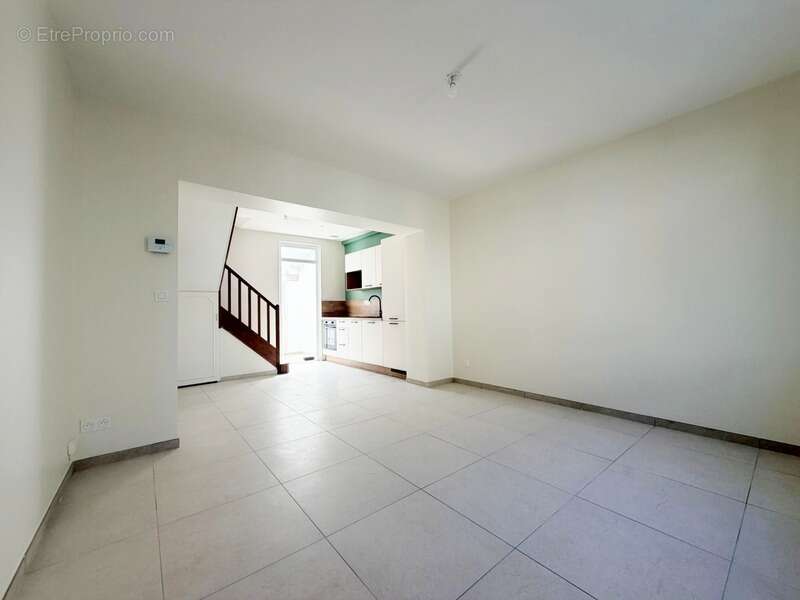 Maison entièrement rénovée - 3 chambres - Jardin plein sud - Saint-Pavin - photo 5