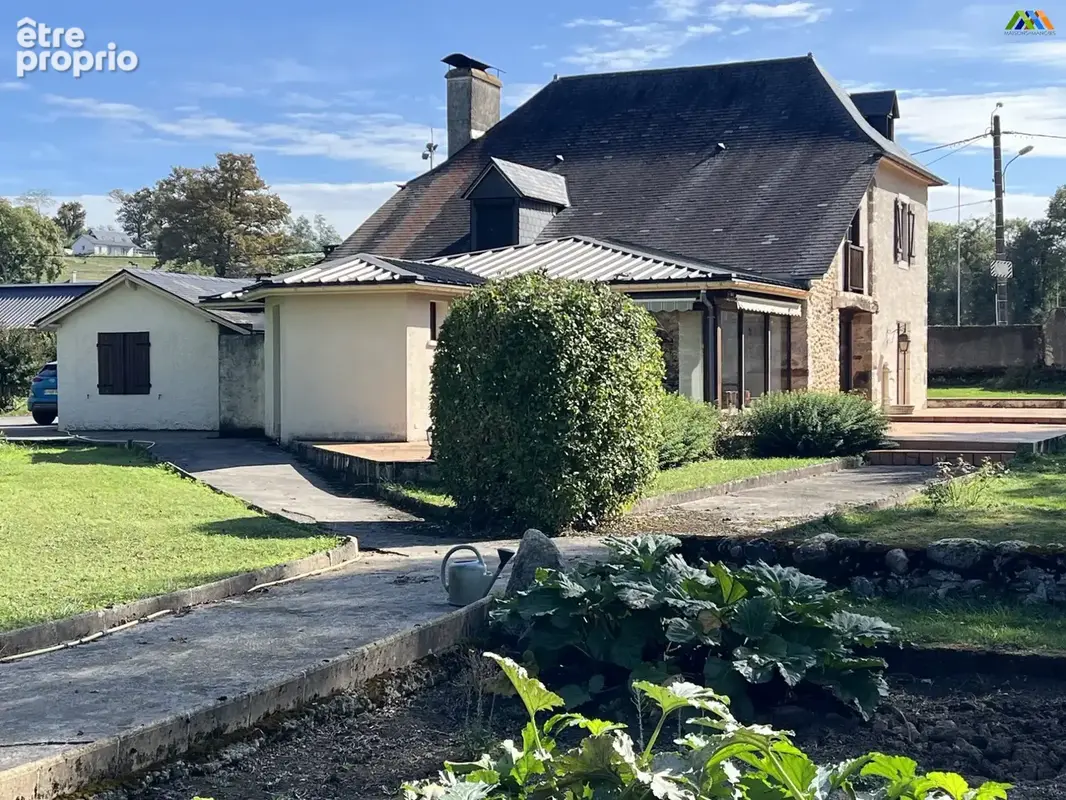 Maison 8 pièces 250 m² à vendre à Ogeu-Les-Bains (64680) - photo 3