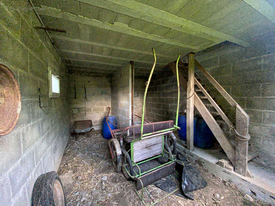 Maison à SAINT-BOMER-LES-FORGES
