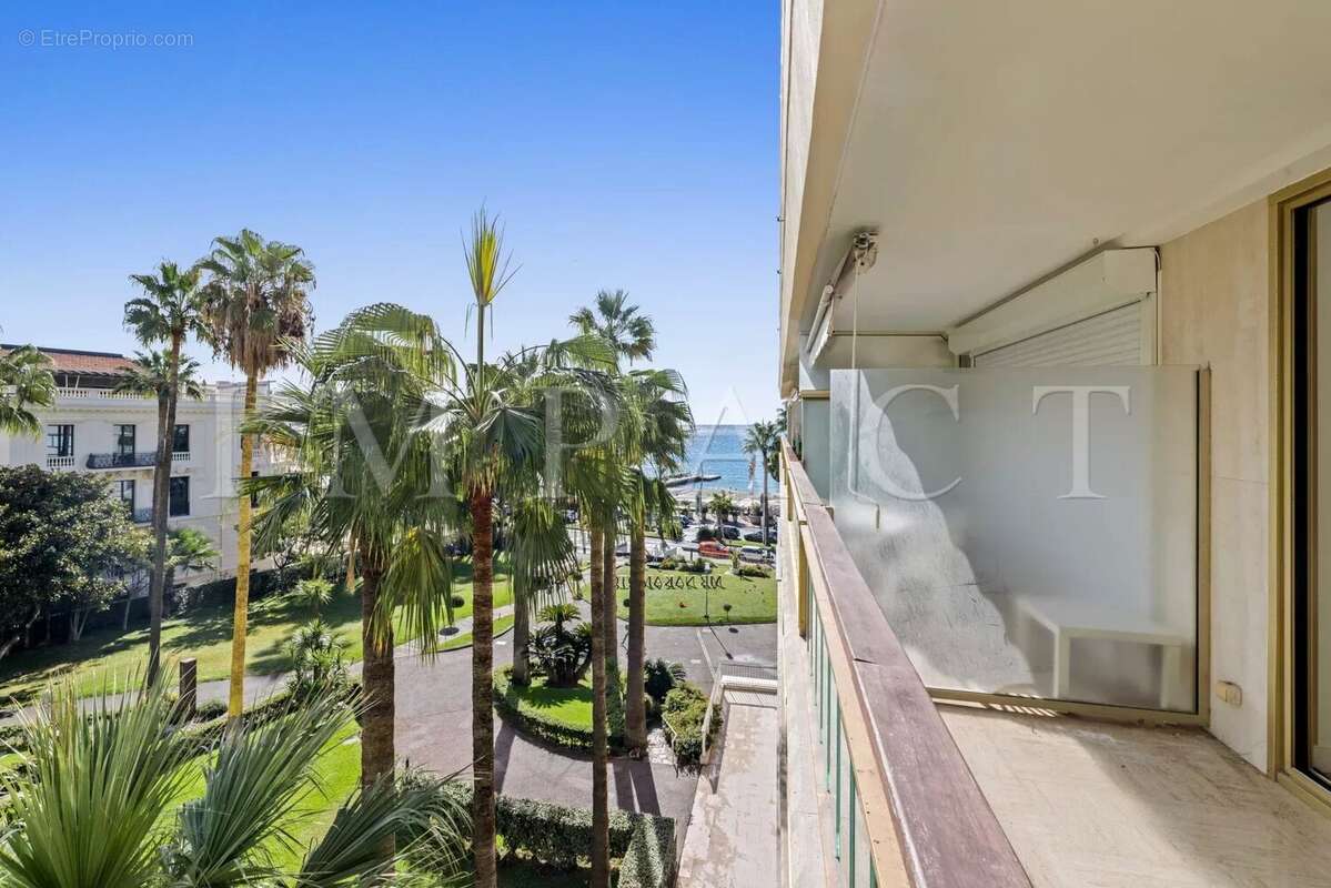 Appartement à CANNES