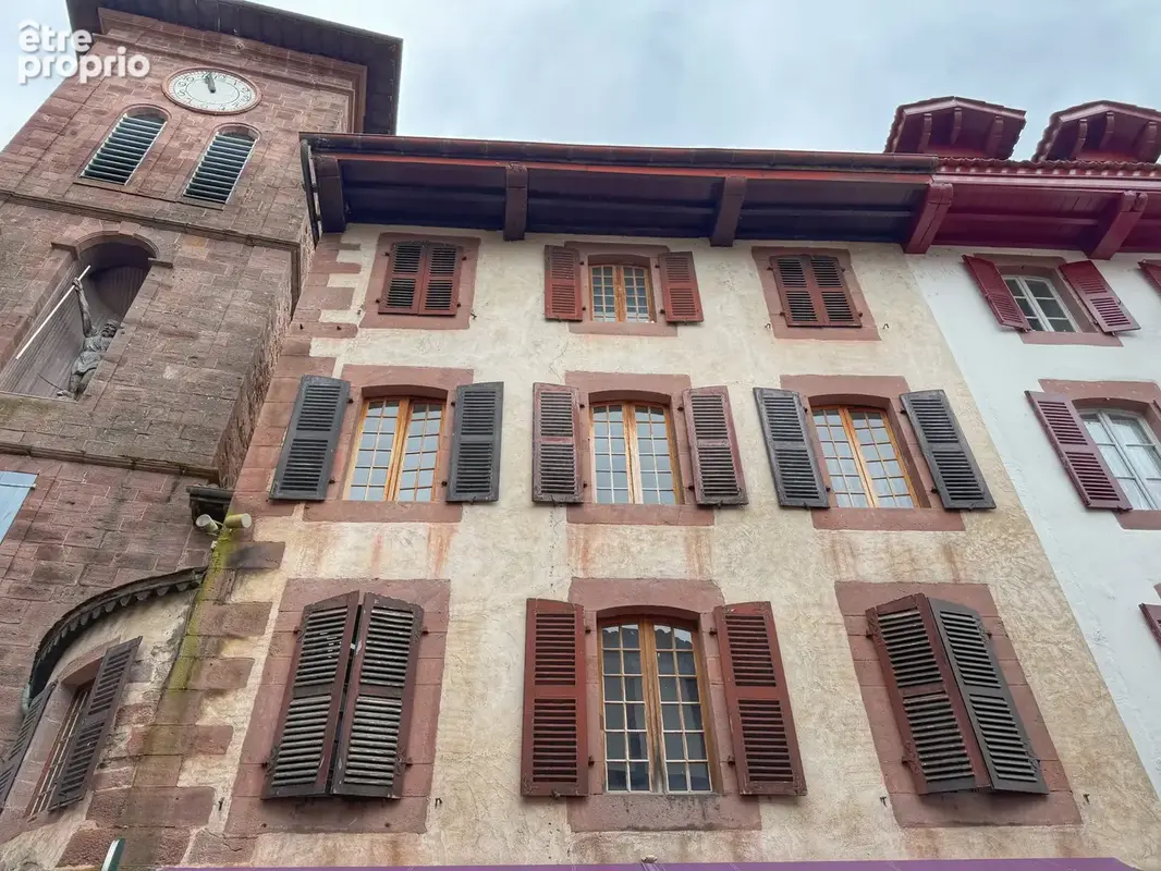 Ensemble de 4 logements au centre ville de St Jean Pied de Port - photo 23