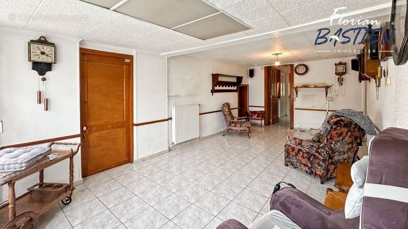 Maison à PETITE-FORET