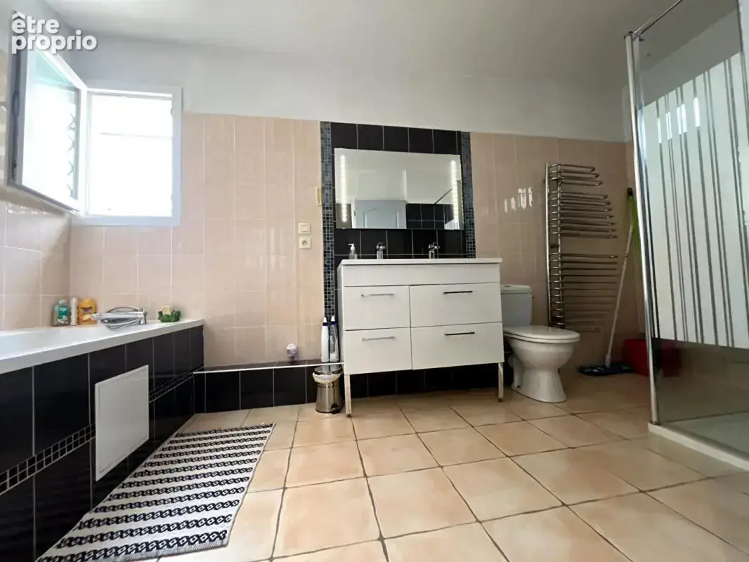 Magnifique villa de 130 m² sur un terrain 4 faces de 740 m² au fond d'une impasse calme - photo 14