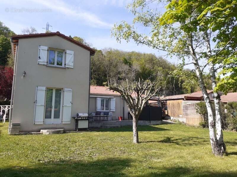 Maison à COUDES