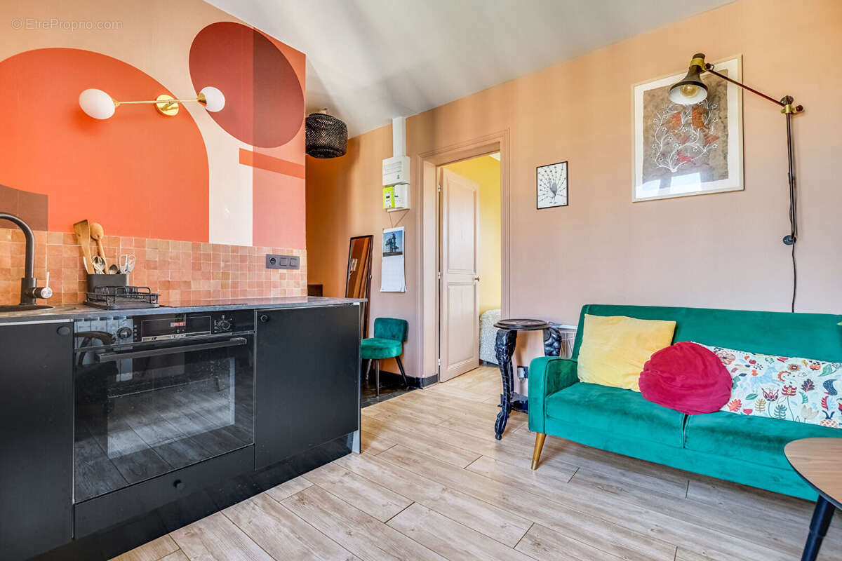 Appartement à PARIS-11E
