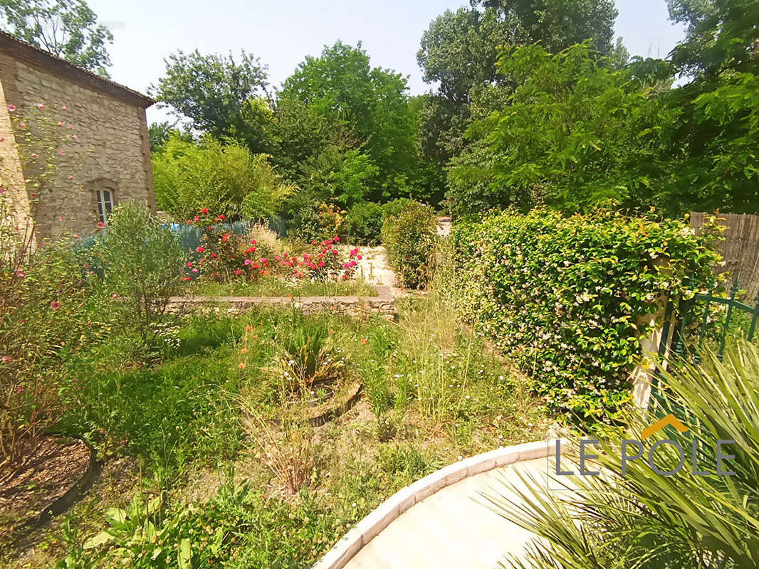 Appartement à MONTBOUCHER-SUR-JABRON