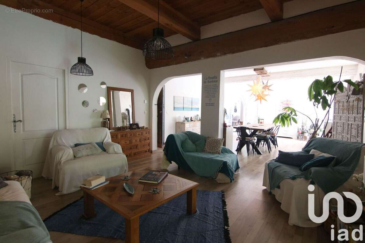 Photo 8 - Maison à ROUGIERS