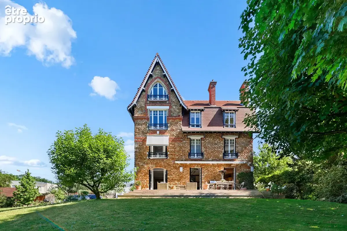 Photo Maison à Vaucresson au prix de 1 950 000€