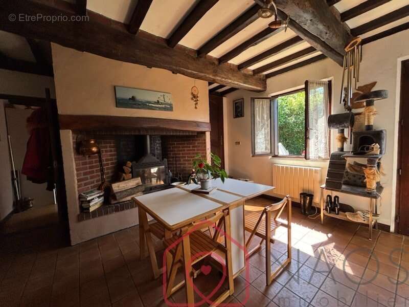 Maison individuelle  3 chambres  Jardin clos  433 m² de terrain Proche Blangy sur Bresle et 25 mns de la mer - photo 2