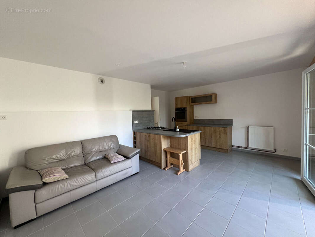 Appartement FOURAS T2 avec terrasse et jardin - photo 5