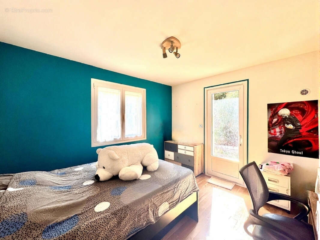 Maison à BAGNOLS-EN-FORET