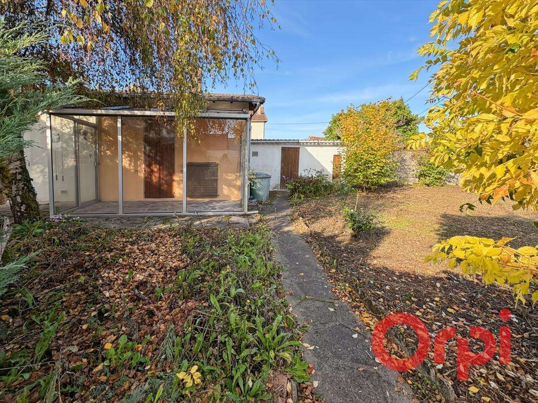 Maison à SAINT-AMAND-MONTROND