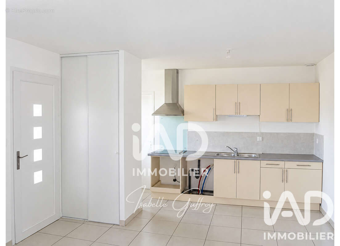 Maison 64 m² à Hourtin  - photo 4