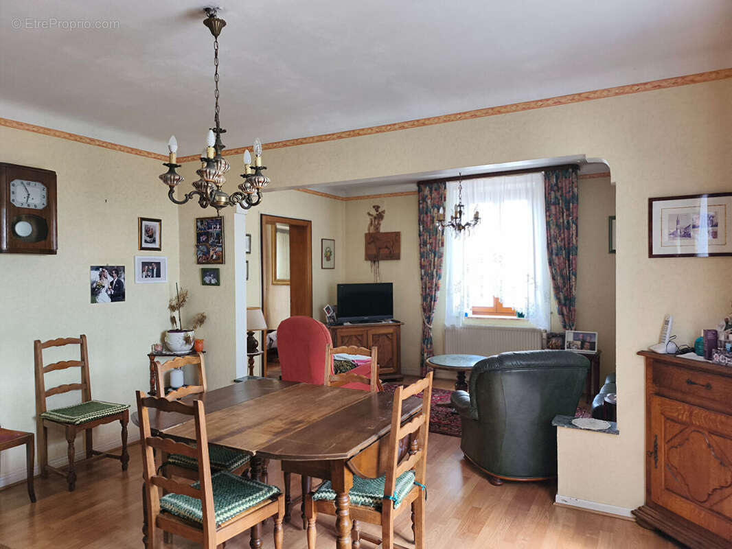 Maison à NOUSSEVILLER-SAINT-NABOR