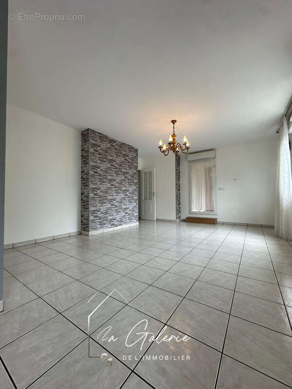 Appartement à ECHIROLLES