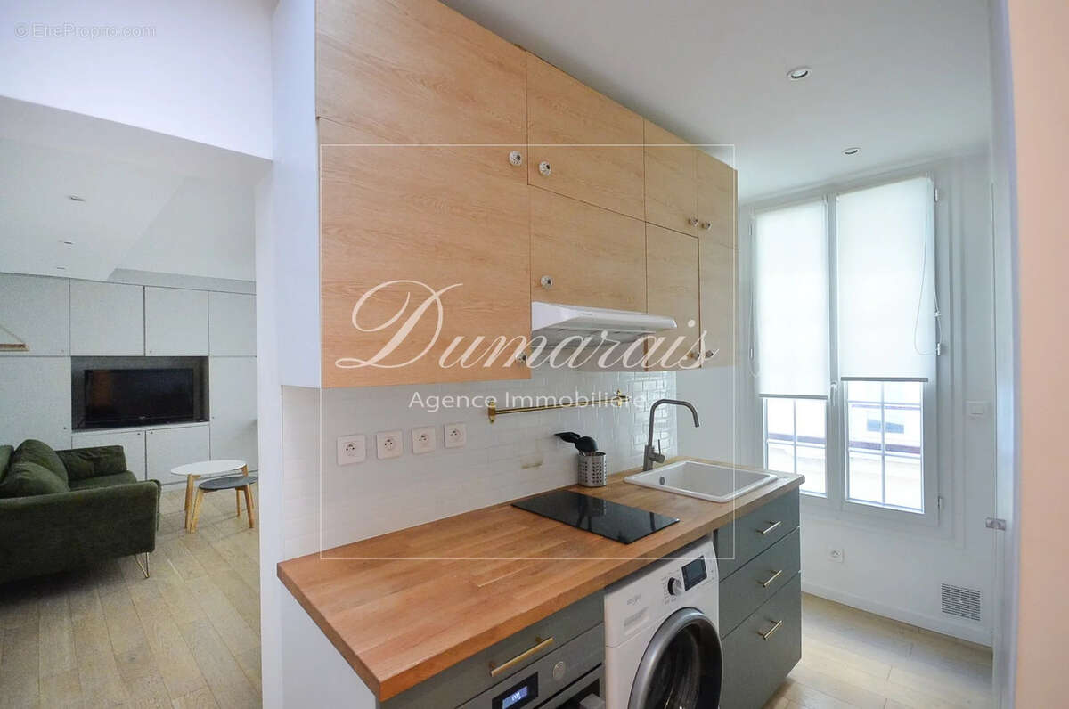 Appartement à PARIS-3E
